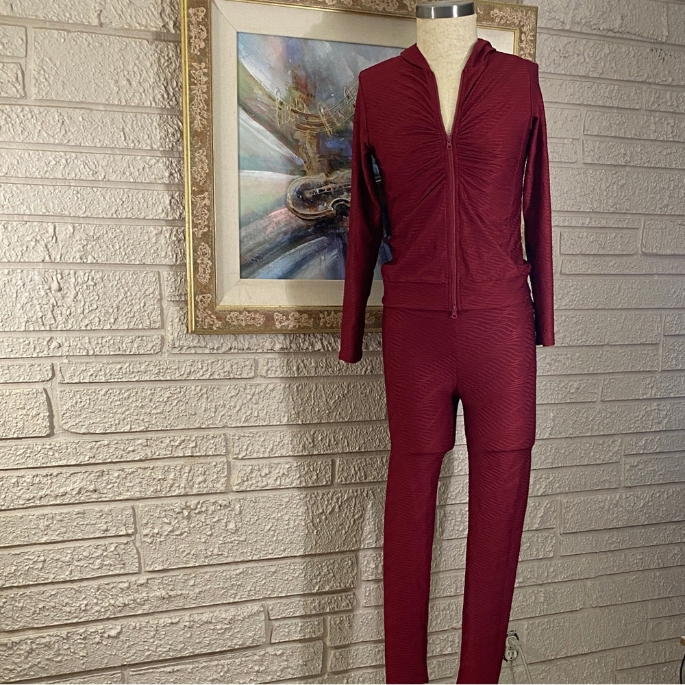 SY Fashion Ruched Hoodie & Leggings Set
